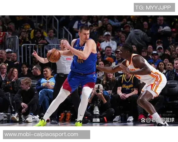 雷迪克称赞艾顿稳定性认为其手感仅次于约基奇